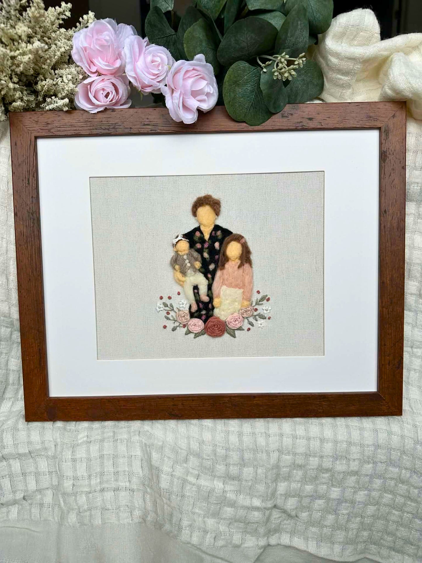 Portrait de famille personnalisé feutré à l'aiguille