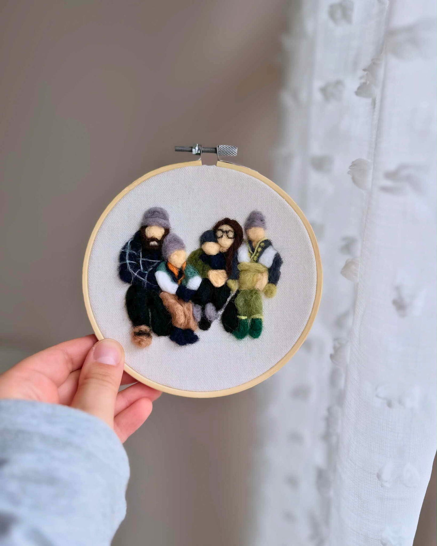 Portrait de famille personnalisé feutré à l'aiguille