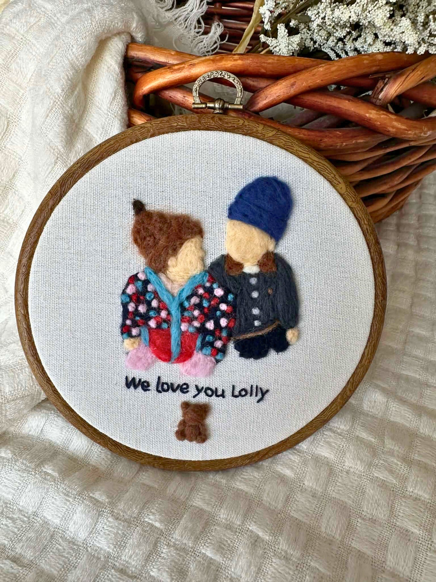 Portrait de famille personnalisé feutré à l'aiguille