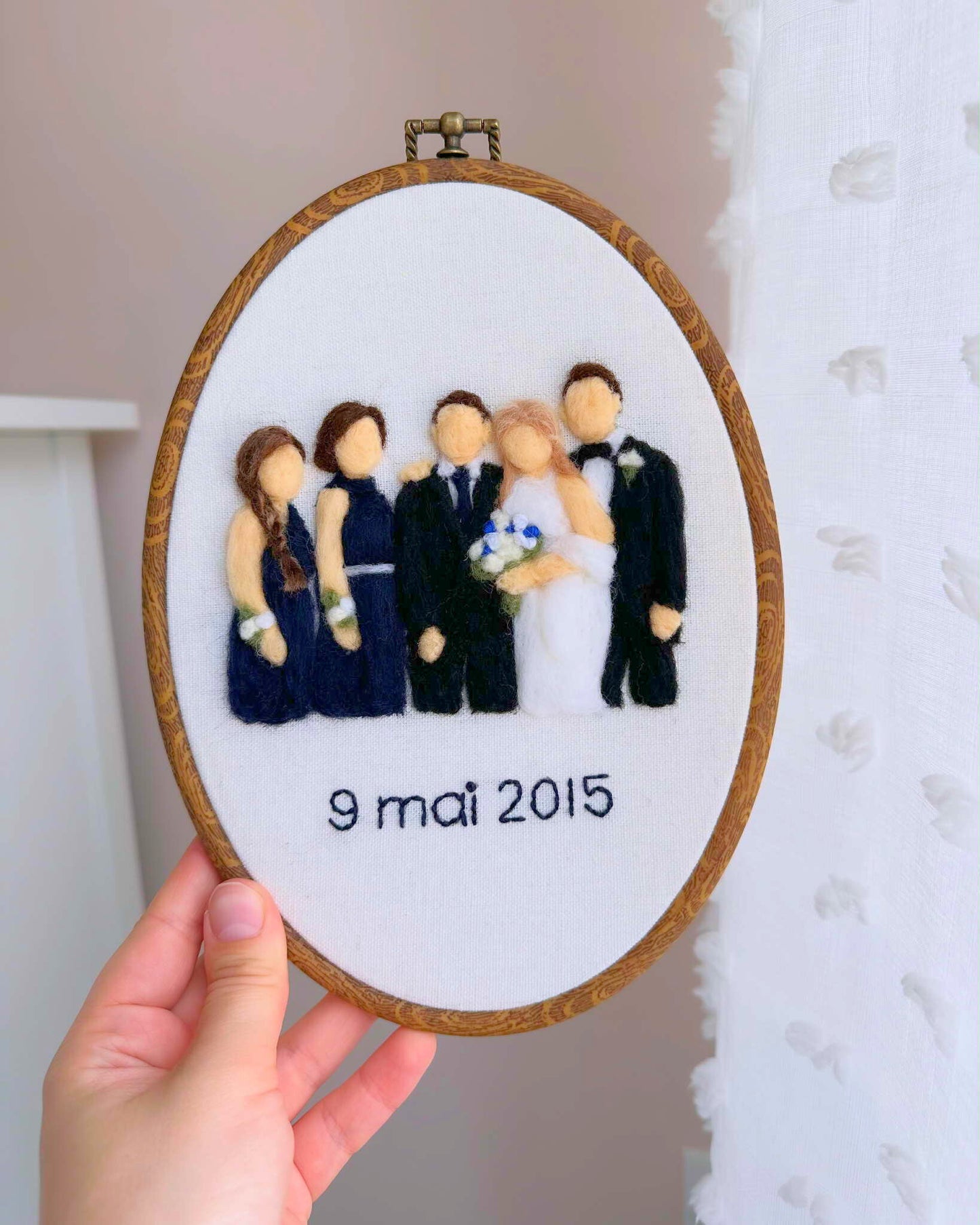 Portrait de famille personnalisé feutré à l'aiguille